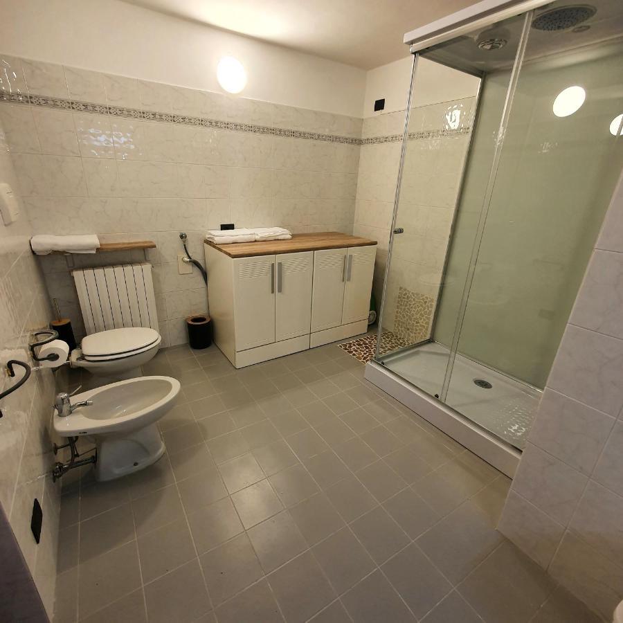 Appartamento Stropea Con Giardino Privato E Piscina Сояно дел Лаго Екстериор снимка