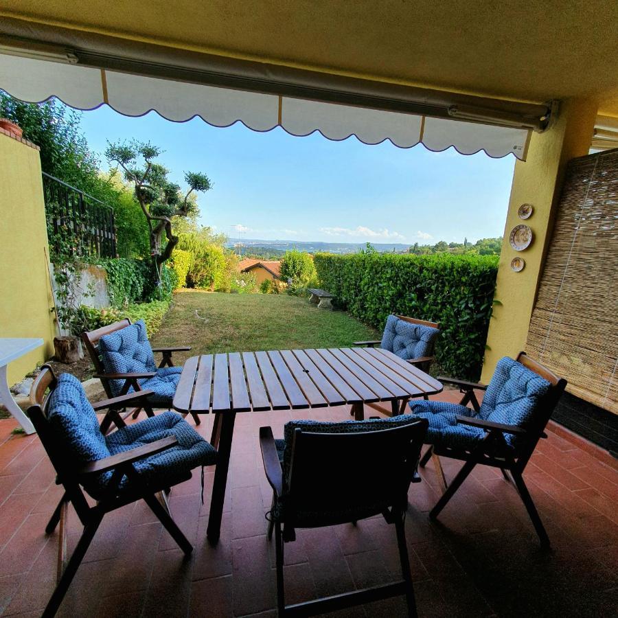 Appartamento Stropea Con Giardino Privato E Piscina Сояно дел Лаго Екстериор снимка