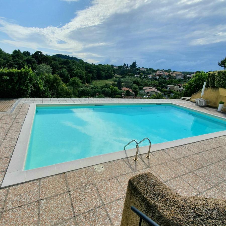 Appartamento Stropea Con Giardino Privato E Piscina Сояно дел Лаго Екстериор снимка