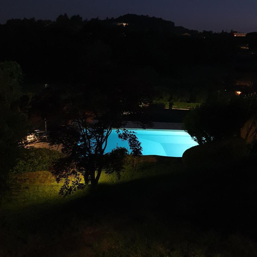 Appartamento Stropea Con Giardino Privato E Piscina Сояно дел Лаго Екстериор снимка